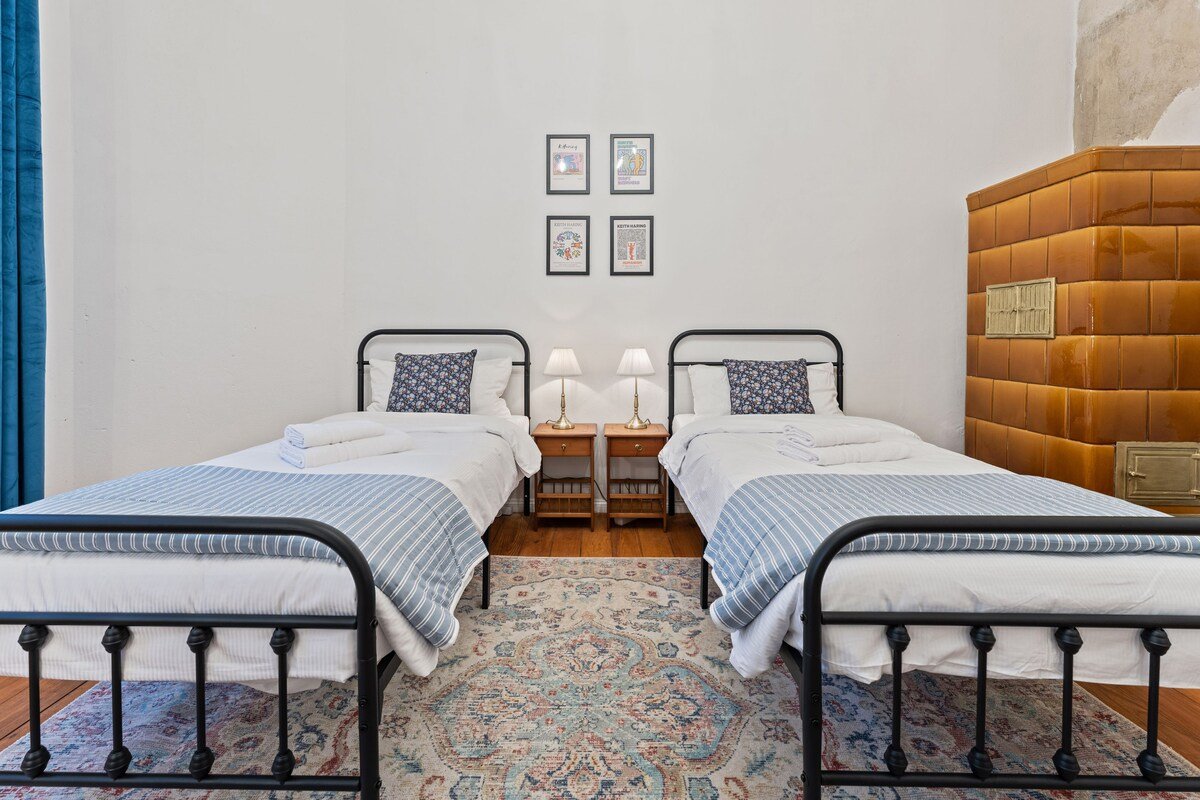 moderne Wohnung im Schillerkiez,4 Zimmer, 10 Gäste gallery image 5