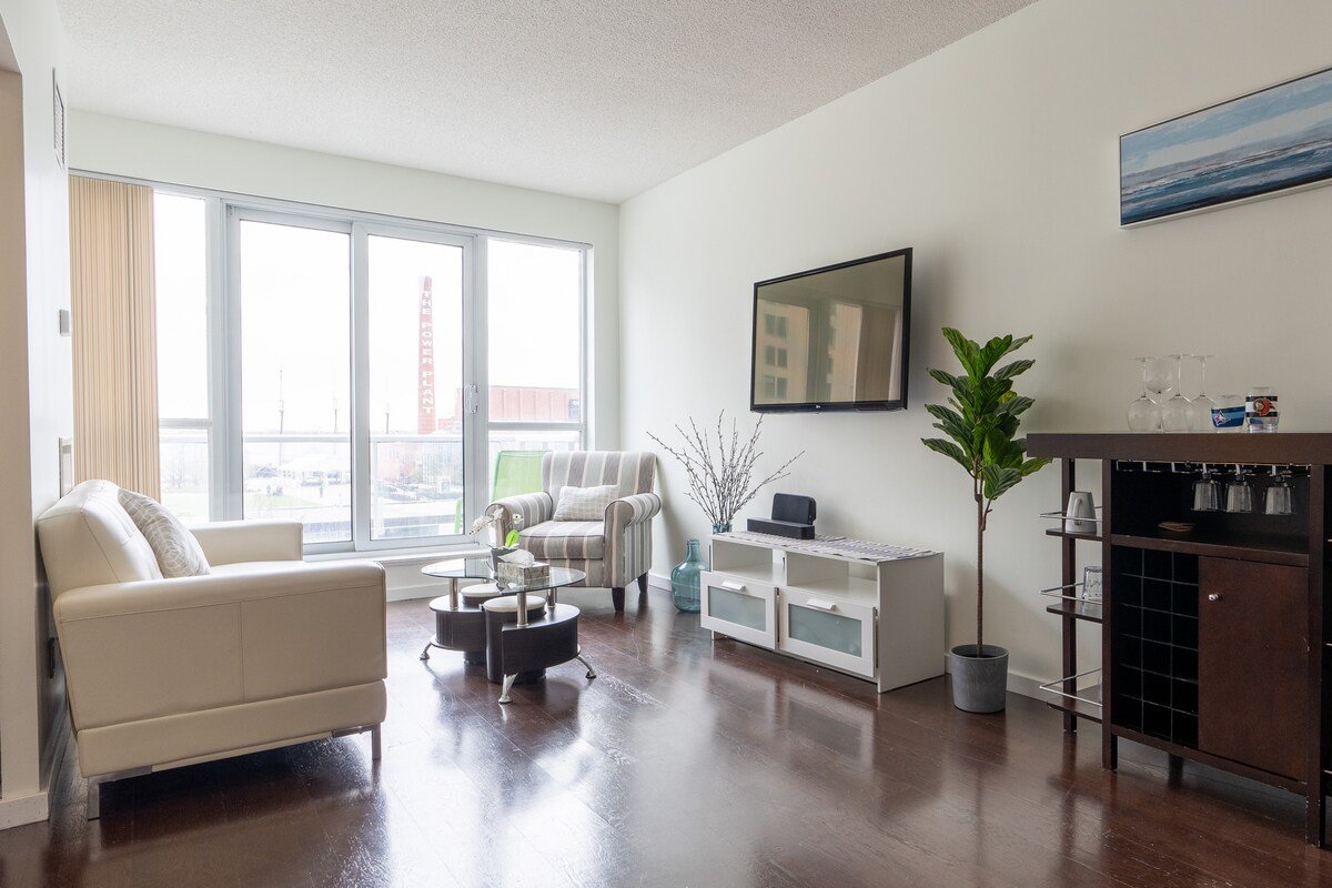 Harbour Front|Pets Allowed |Condo Downtown Toronto gallery image 3