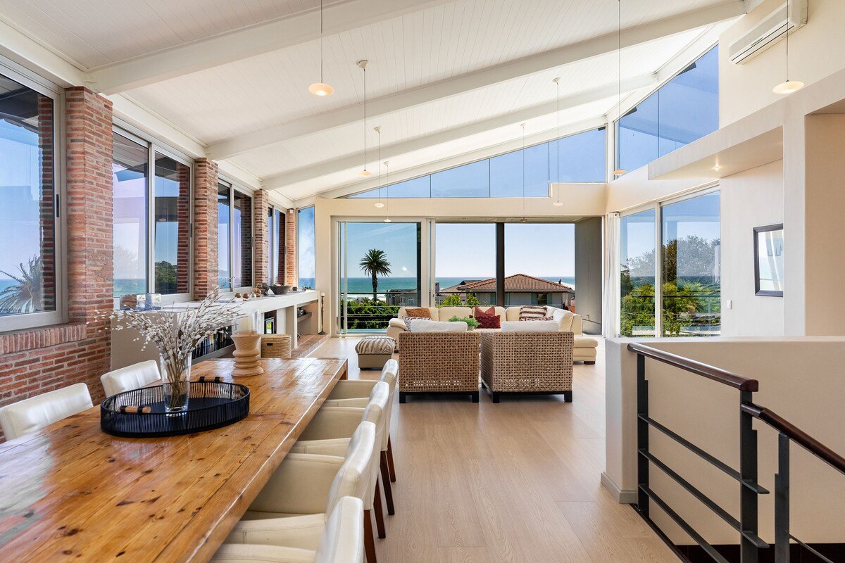 Luxury Ocean View Villa – with pool & AC gallery image 3