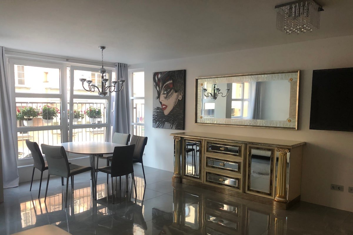 Luxury 85 m2 Residence Marienplatz gallery image 3