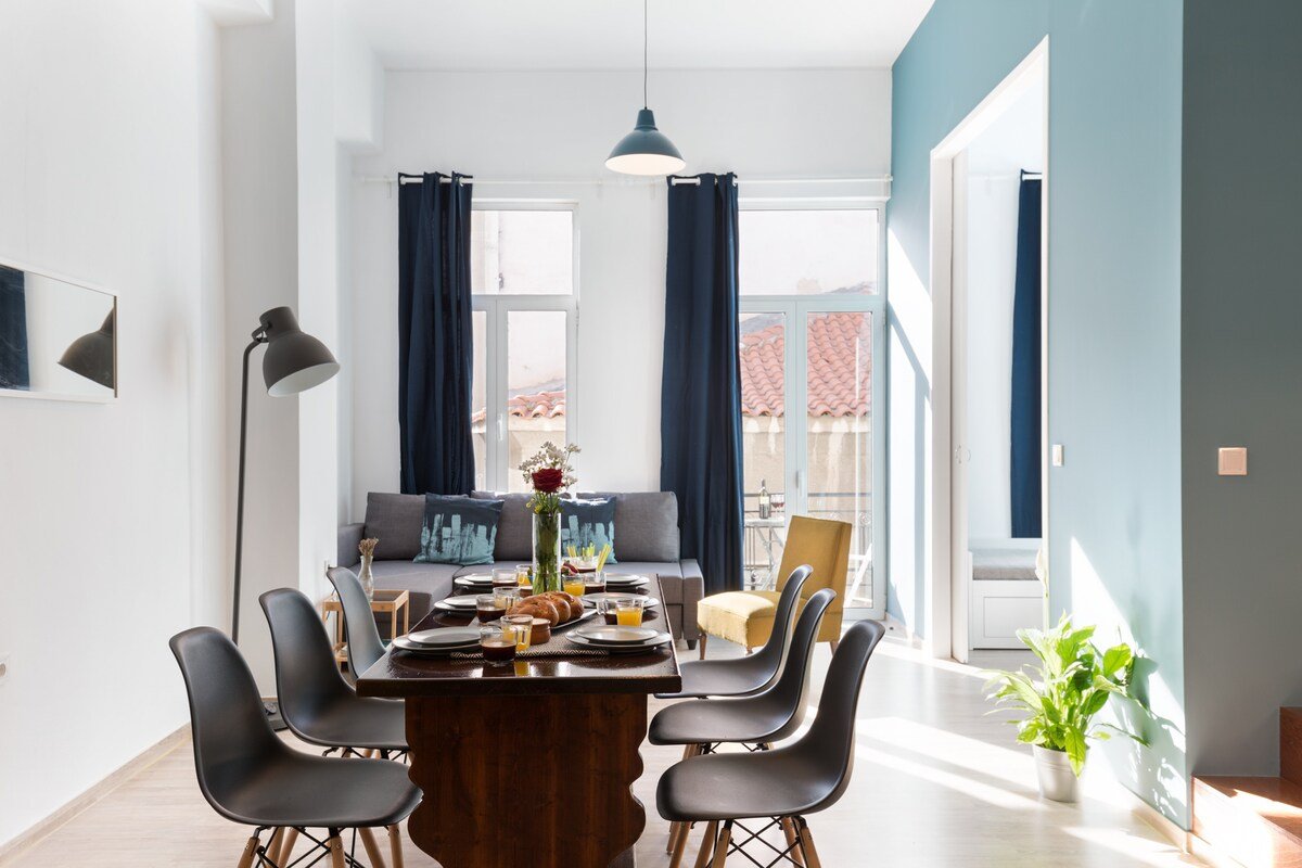 DOWNTOWN DESIGNER LOFT 2 – ACROPOLIS VIEW ROOFTOP gallery image 3