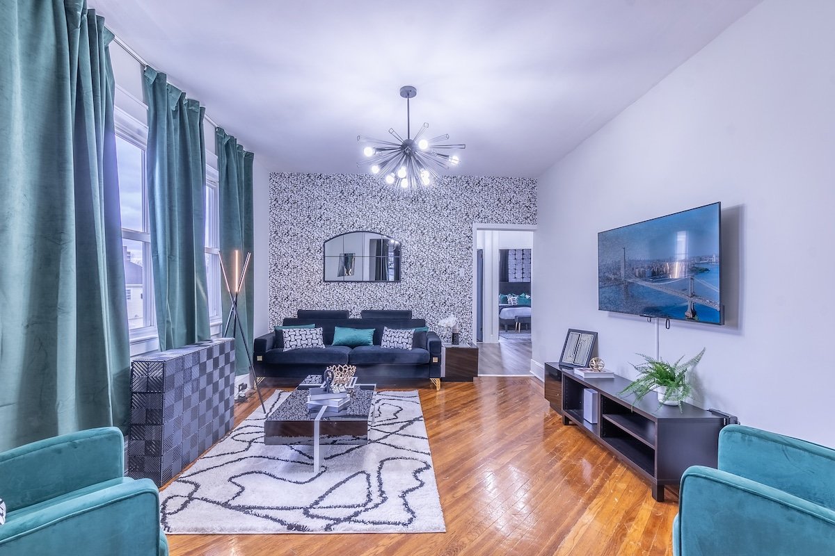 20% OFF, Newarkhome-3BDR by EWR+Free st Parking gallery image 2