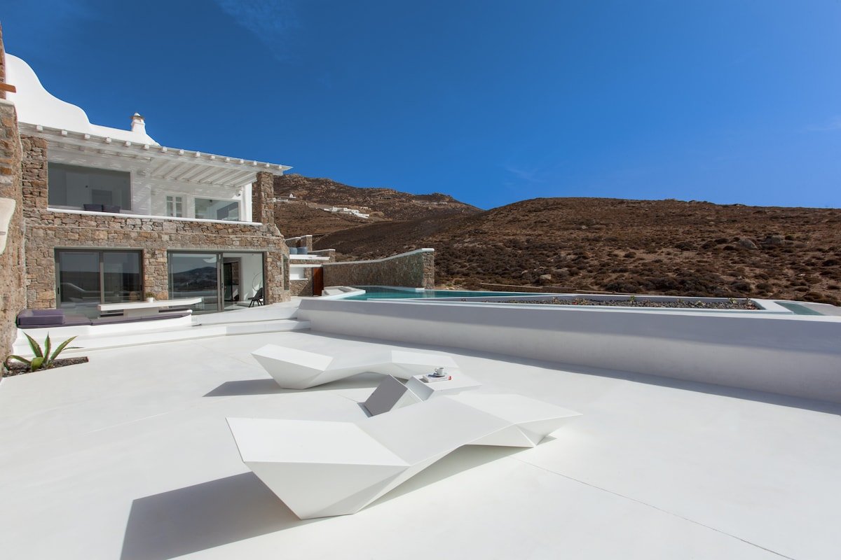 The Beach House Mykonos – Sleek beachside villa gallery image 3