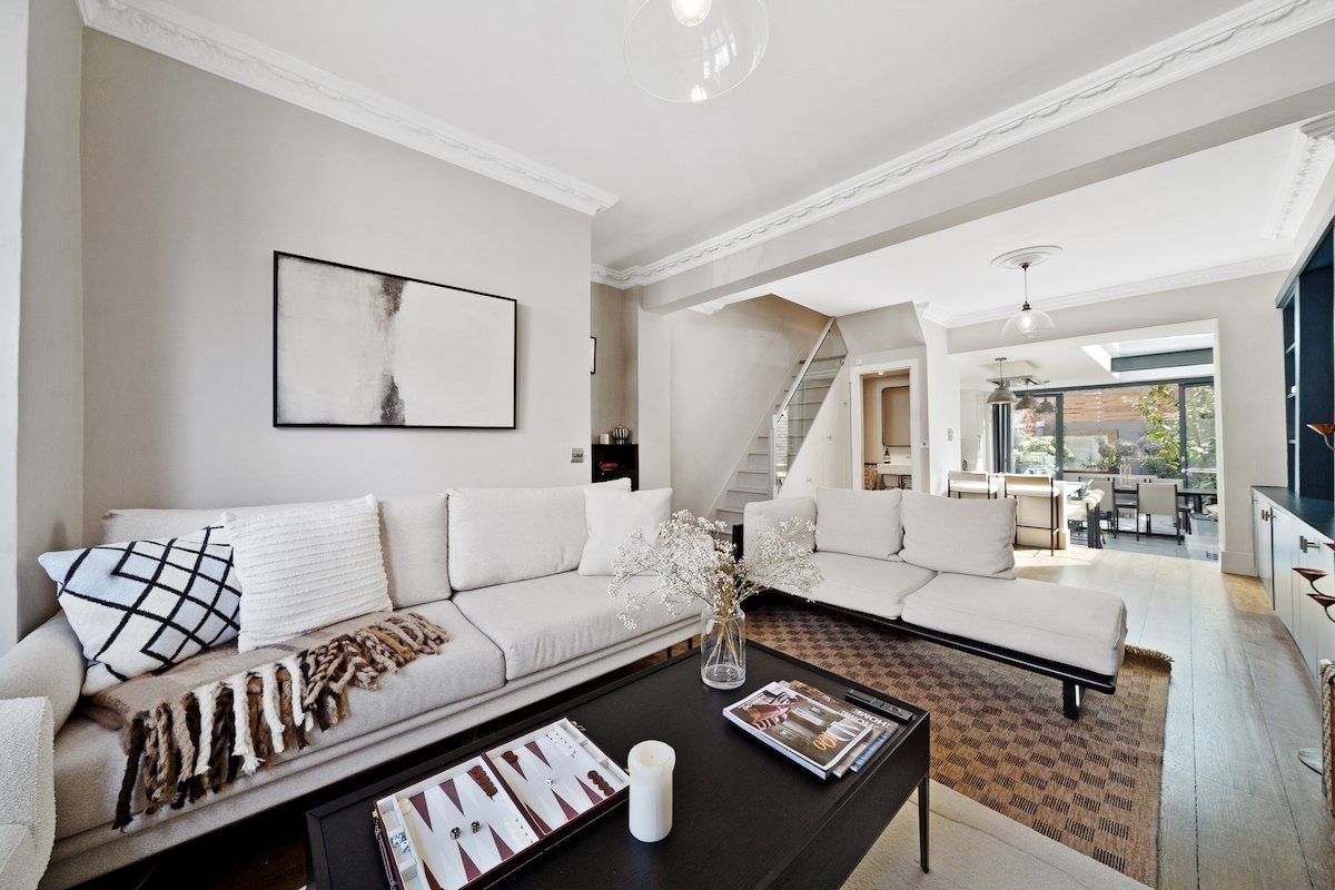 Newly renovated Garden House by Battersea Park gallery image 2