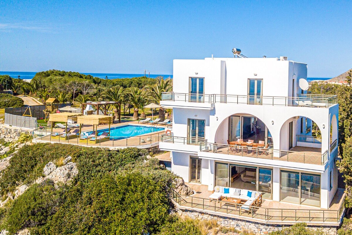 Seafront Villa w/ Pool, Sea Access & Sunset Views gallery image 4