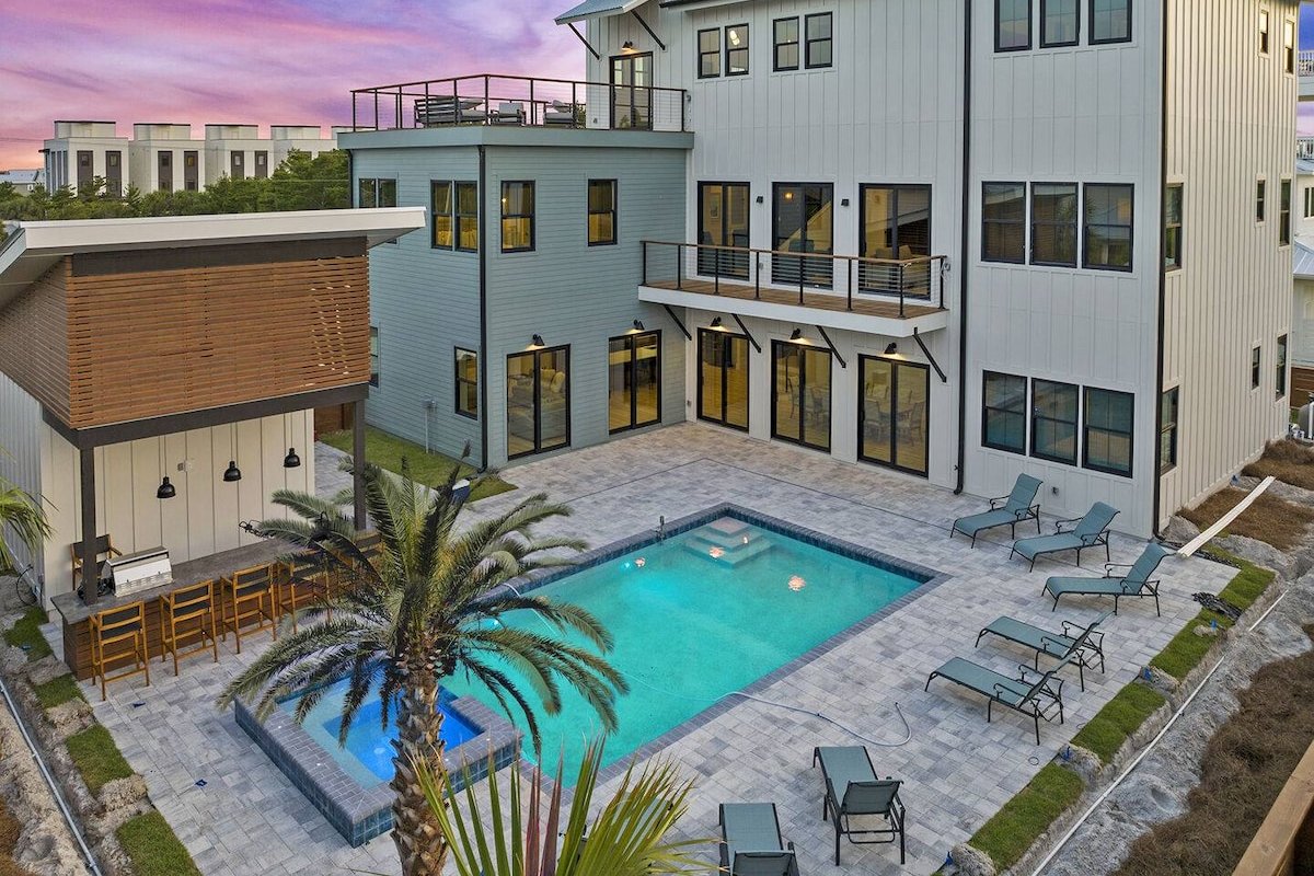 Sleeps 30! Pool, Spa, Game Room, LSV, GULF VIEWS!