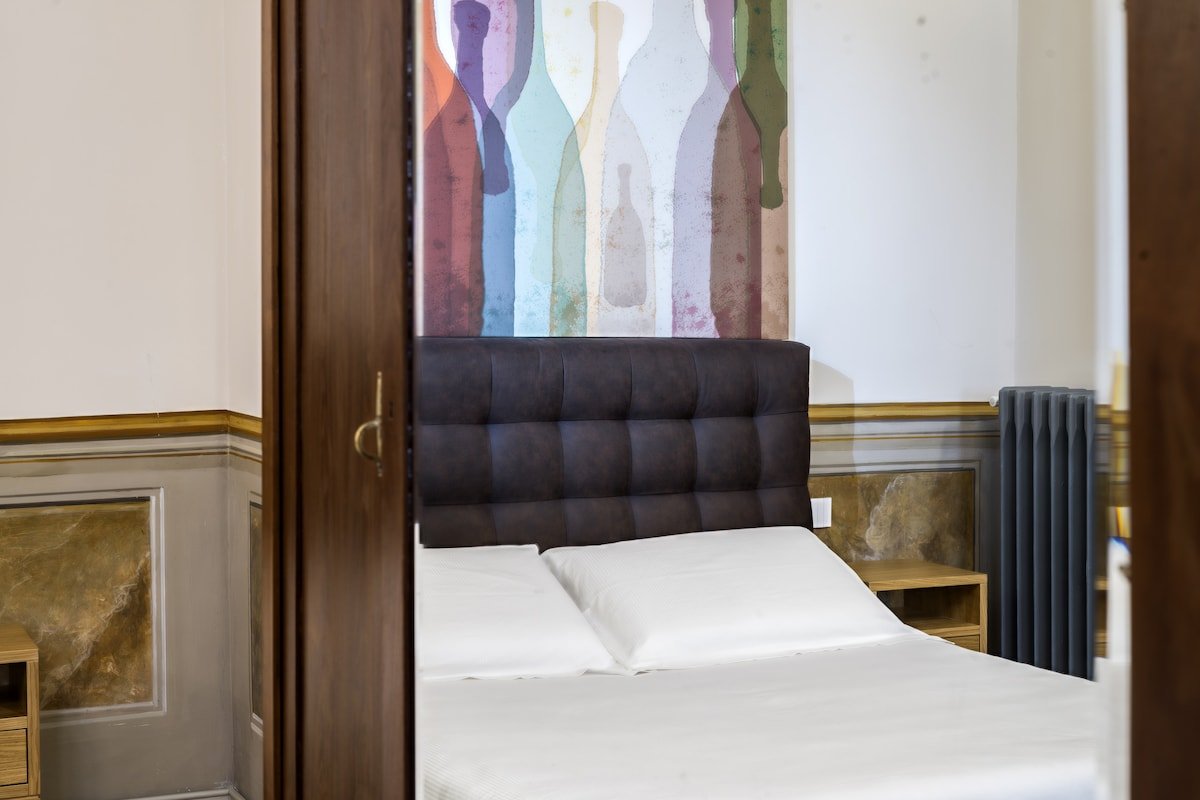 Stunning Renovated Apartment near Castello Orsini gallery image 4