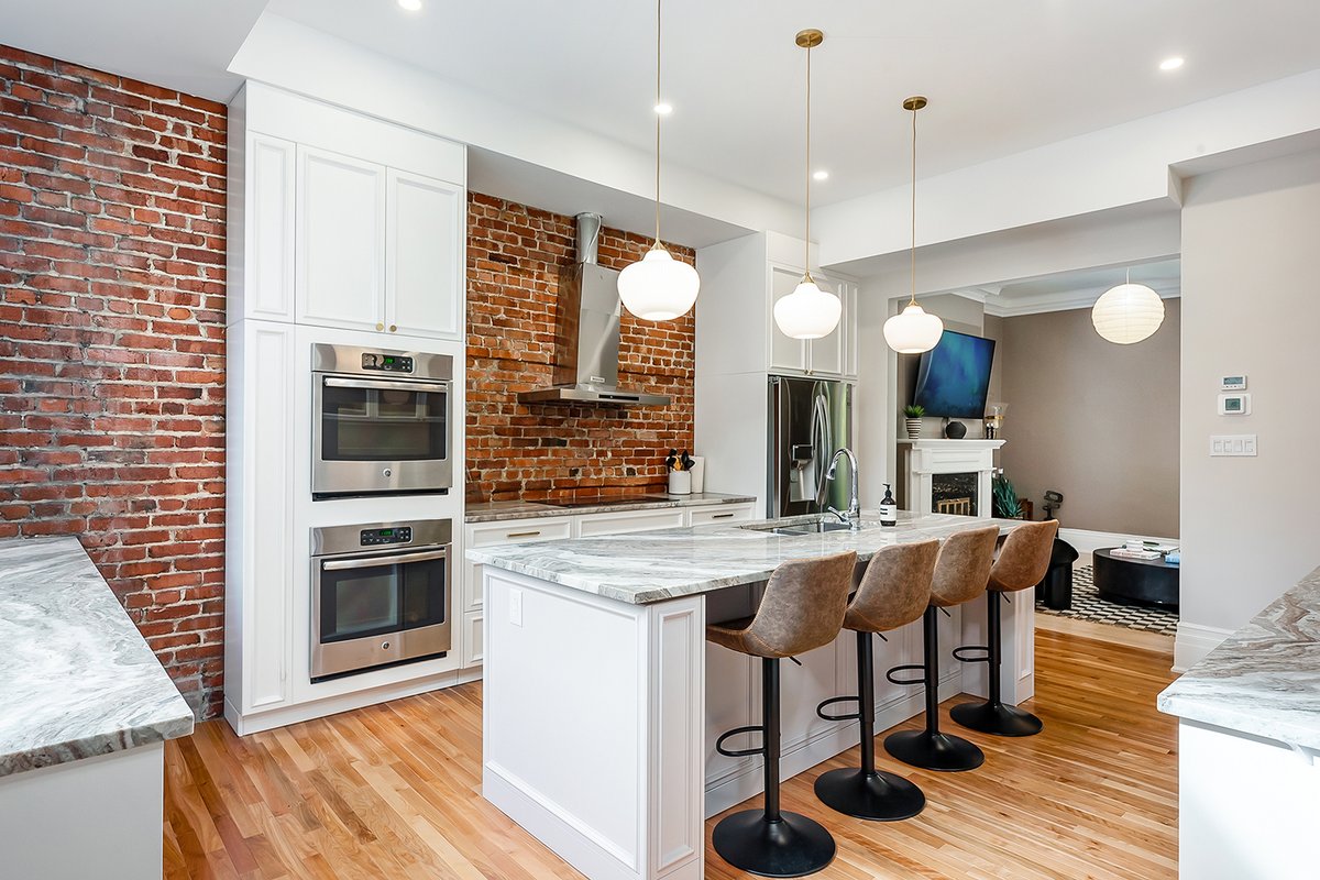 NYC Style Townhouse in Heart of Montreal