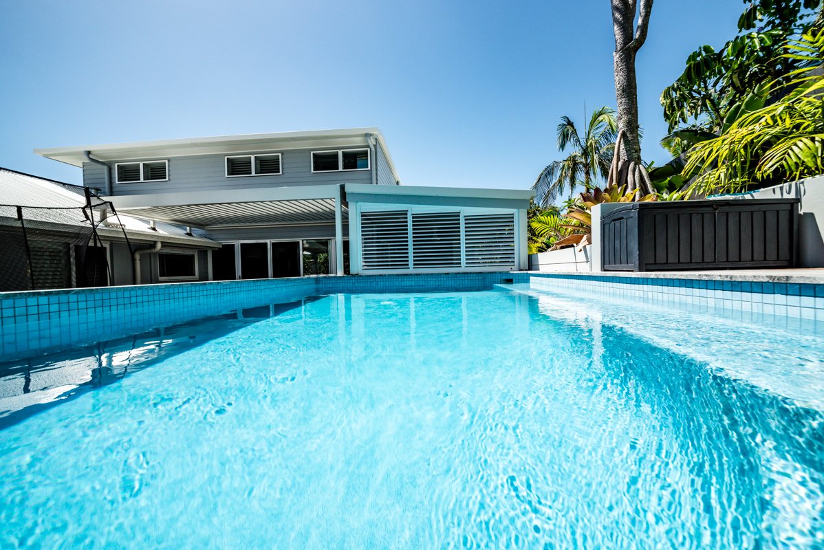 Noosa Heads, Family Entertainer – Inground Pool
