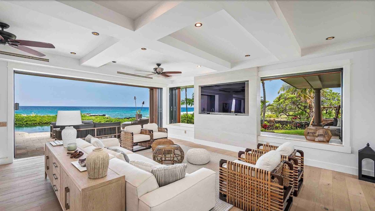 Luxury Oceanfront Estate gallery image 2