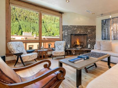 Main Stage Penthouse