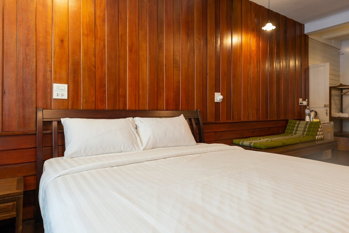 5BR Home for 20 pax; Khaosan /OldTown; w/Breakfast gallery image 5