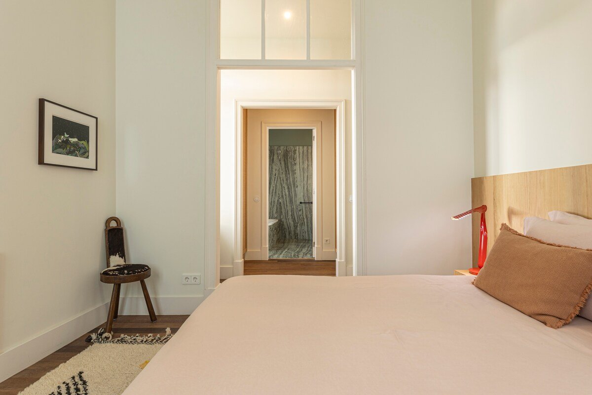 Santos Design Townhouse gallery image 3