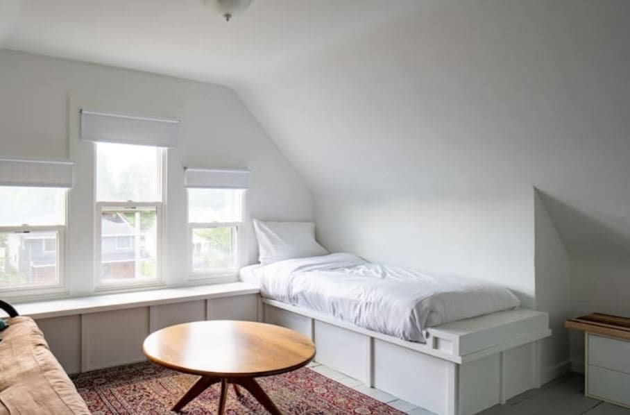 ARTS DISTRICT – ENTIRE DUPLEX – Both Upper & Lower gallery image 5