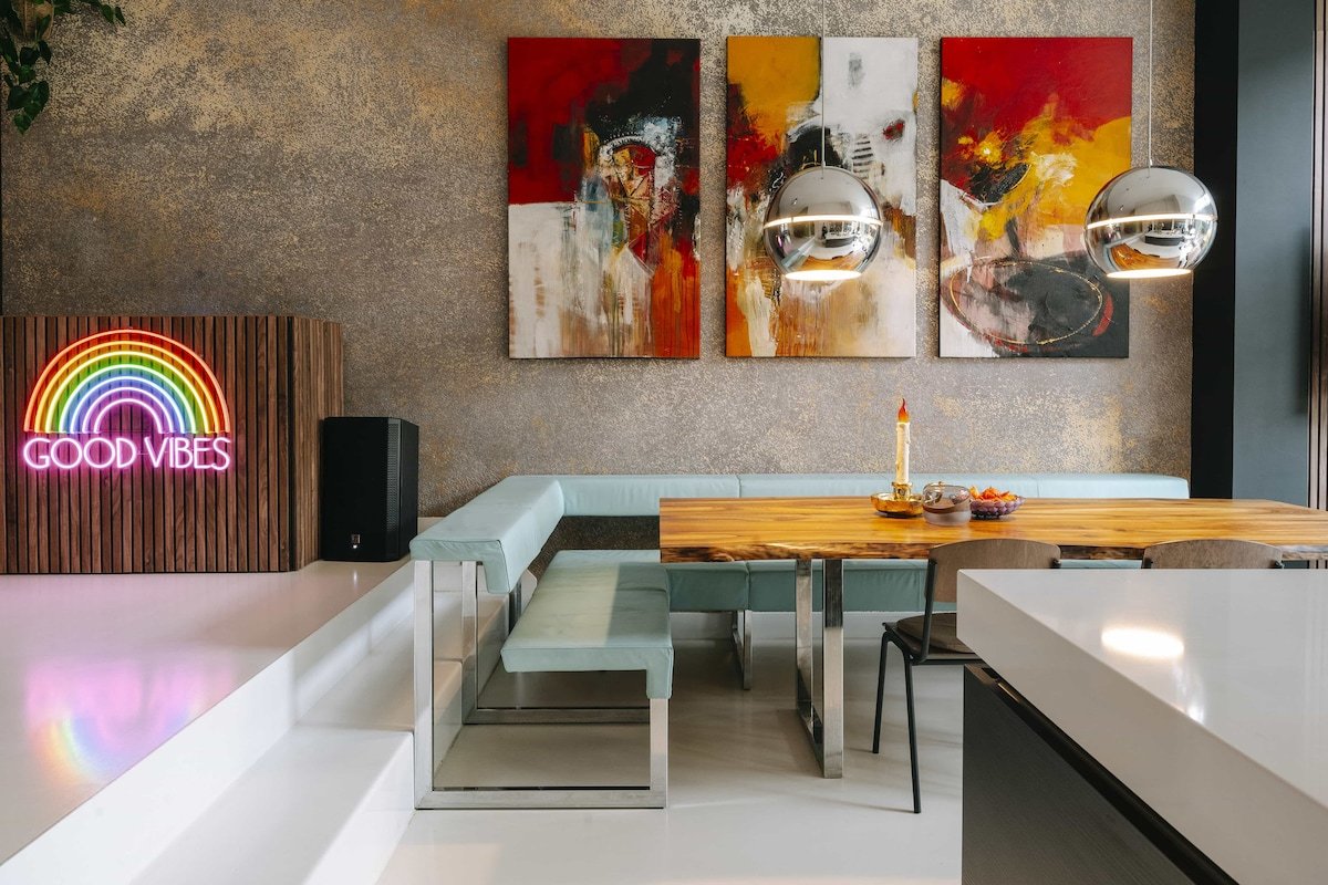 Prachtig herenhuis met grote tuin en tuinhuis gallery image 5