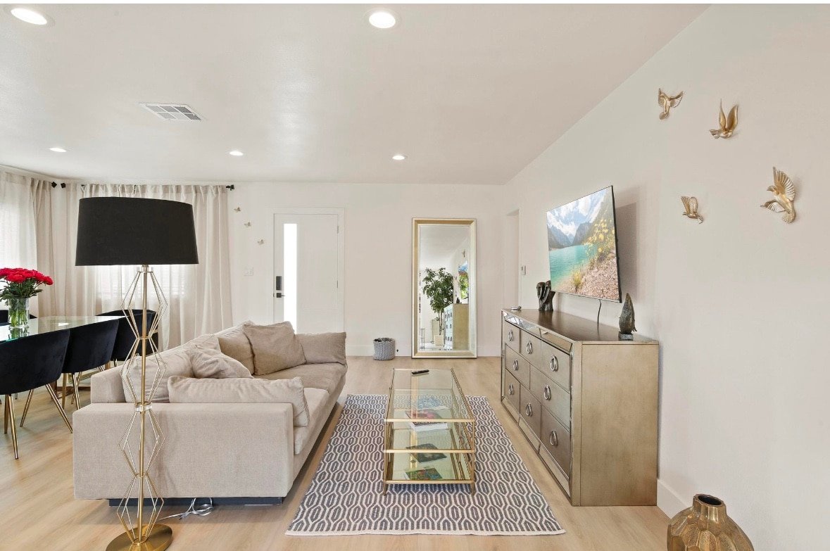 California dream house gallery image 3