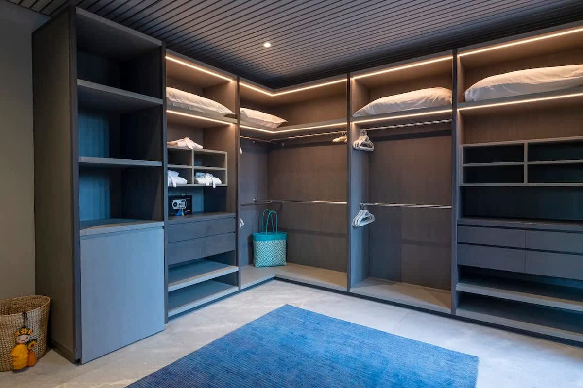 Oceanview Luxury Villa Pool Private Chef Game Room gallery image 5