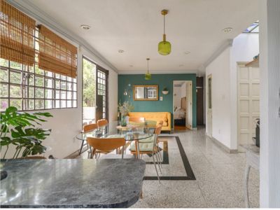 Art Deco Penthouse Gem in Condesa: 3-BR & More