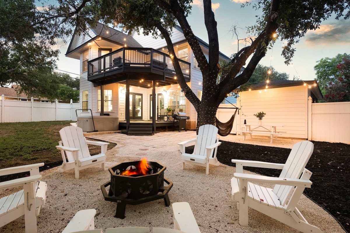 Outdoor Paradise w/ HotTub & Playroom gallery image 2