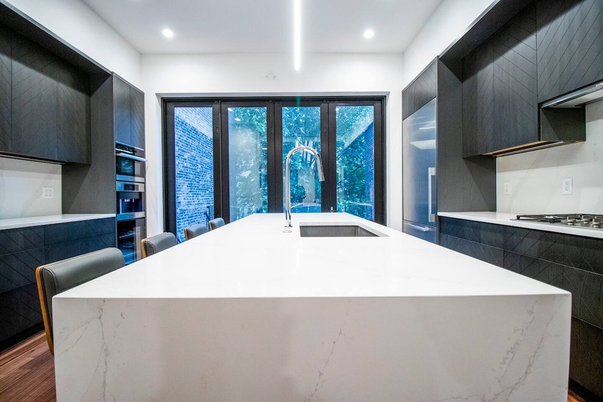 Brooklyn Modern Brownstone/ New York City/ NYC gallery image 5