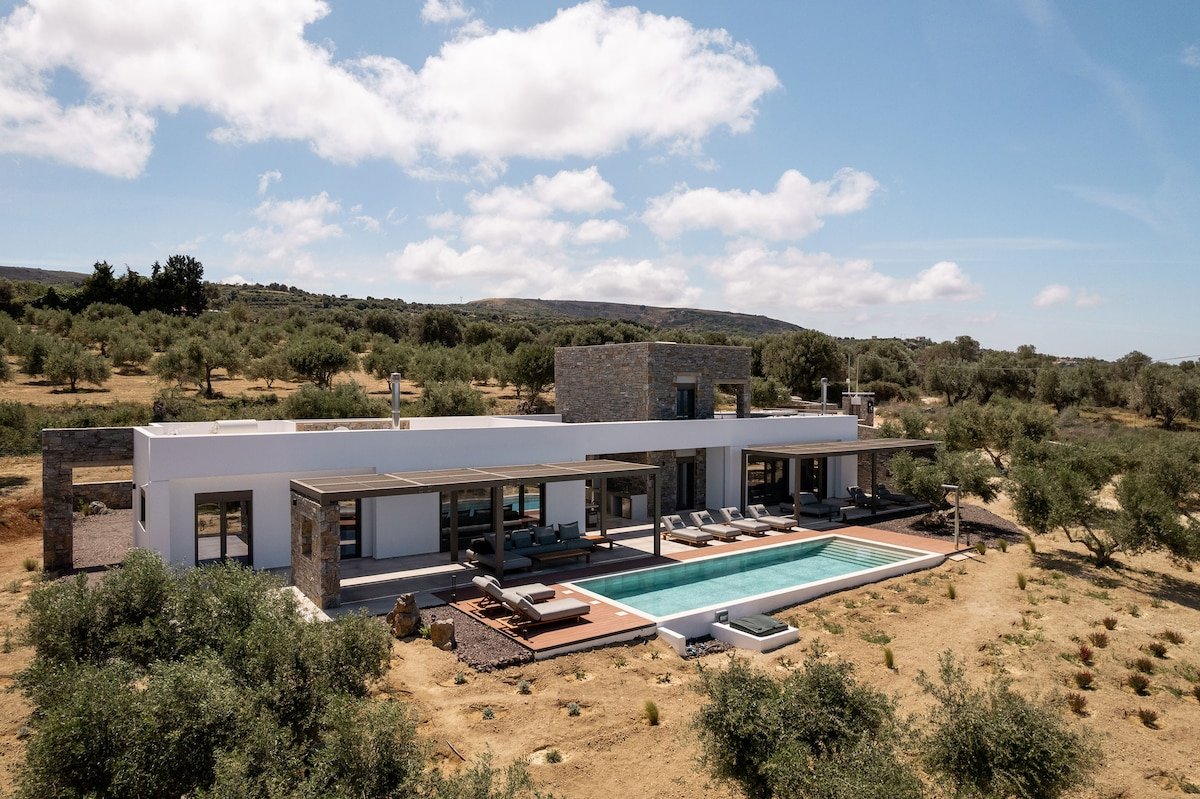 Porto Cali, Earthy Elegance in Timeless Nature gallery image 5