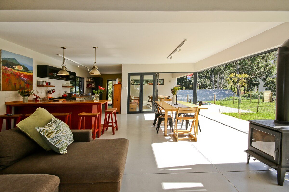 Hillside House gallery image 5