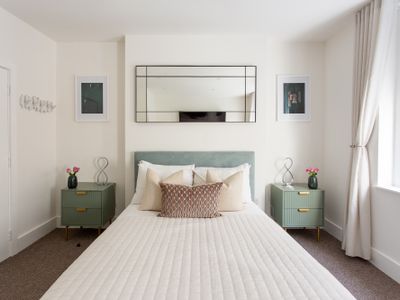 Covent Garden Gem | Stylish Stay in Central London