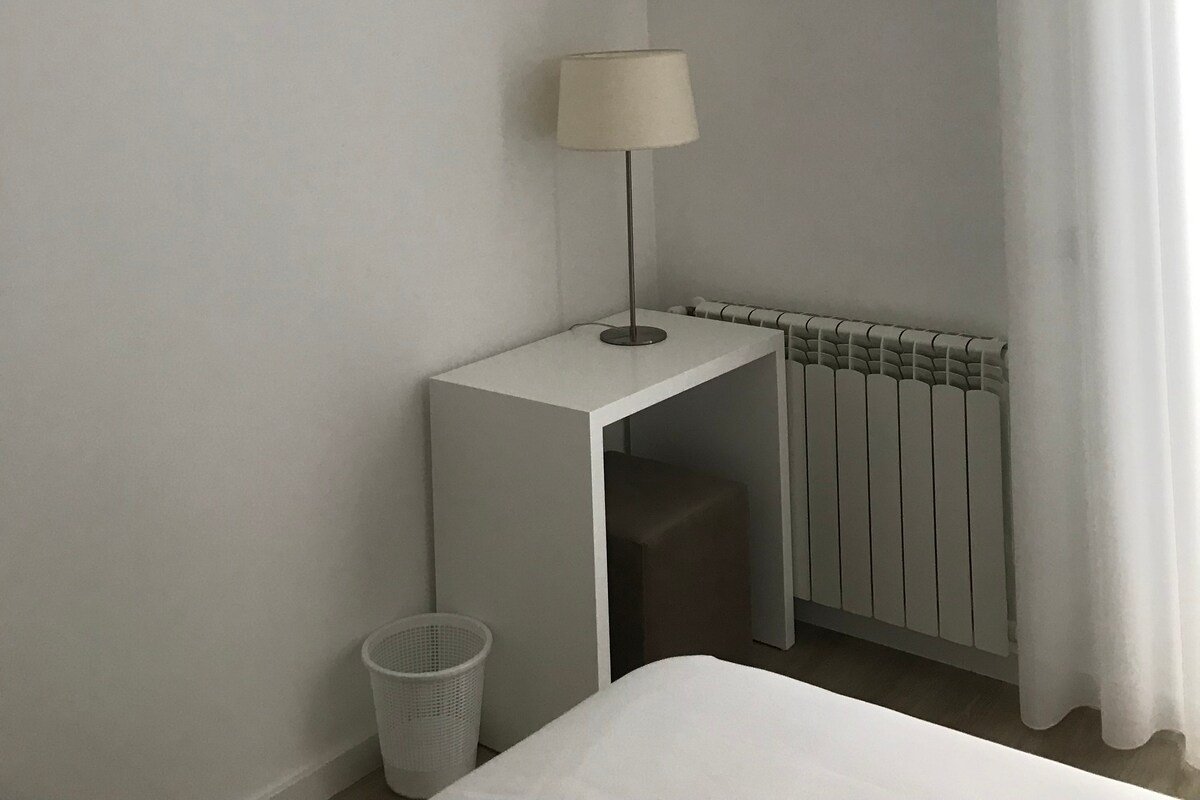 Lisbon10 A gallery image 5