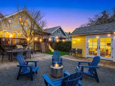 Luxury Family Retreat! ~ PacMan ~ Peloton ~ DogsOK