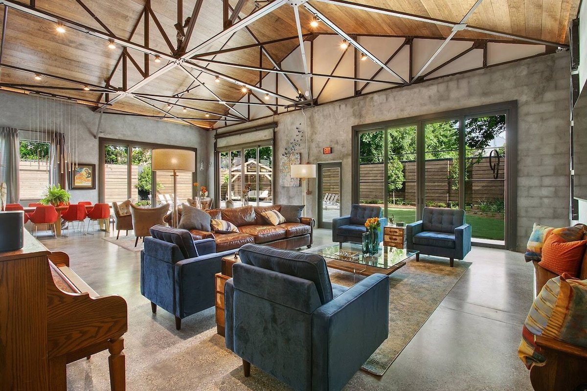 Maison Grace | Luxurious Redesign with Pool Near F gallery image 2