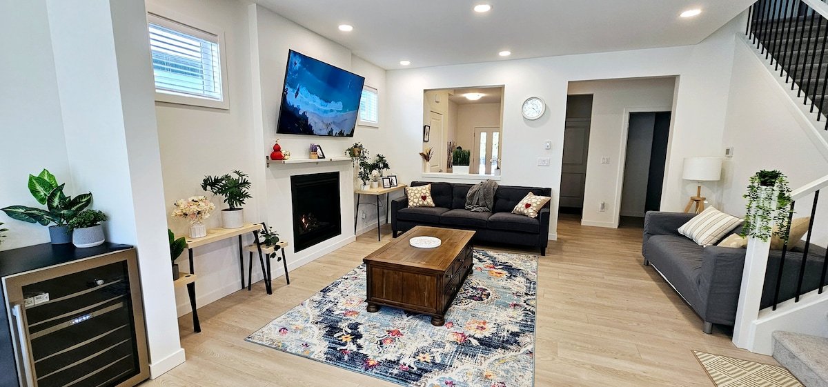 Brand New Seaside Home in Royal Bay gallery image 4