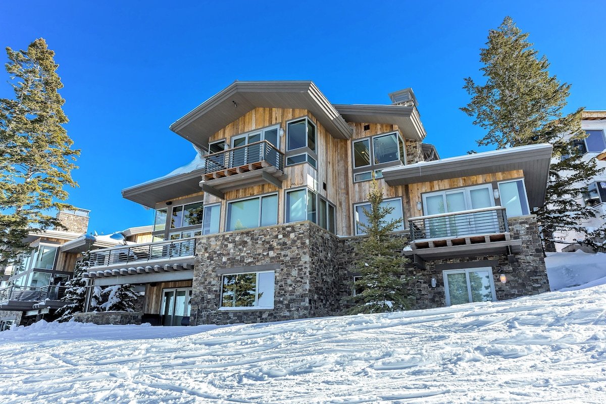 Stein Eriksen Residences Private Six Bedroom Home