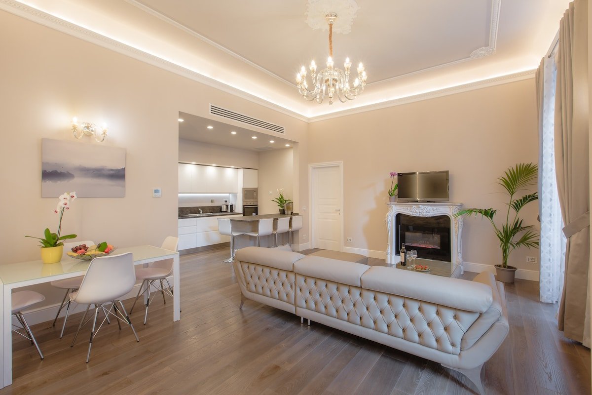 AJ Luxury Duomo View gallery image 5