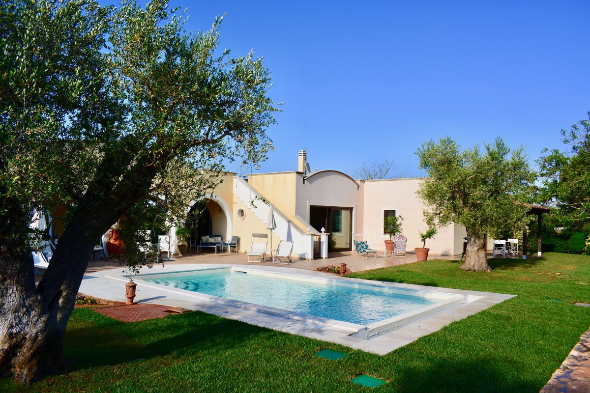 Trulli e Lamie Country House