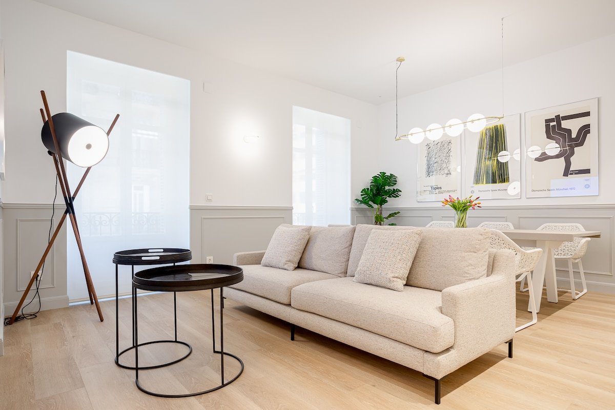 “La Bella Easo” brand new&style at La Concha beach gallery image 2