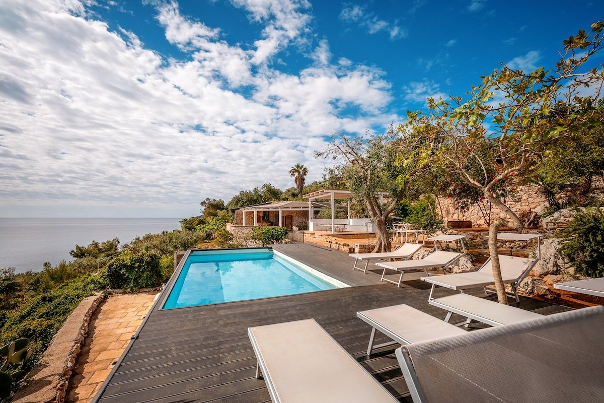 SalentoSeaLovers Dream Trulli Villa Sea View gallery image 4