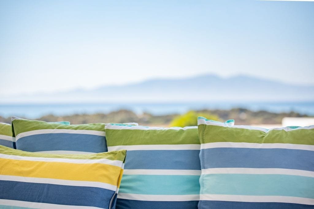 Villa Bougainvillia, Glyfada 4 bed beach house gallery image 3