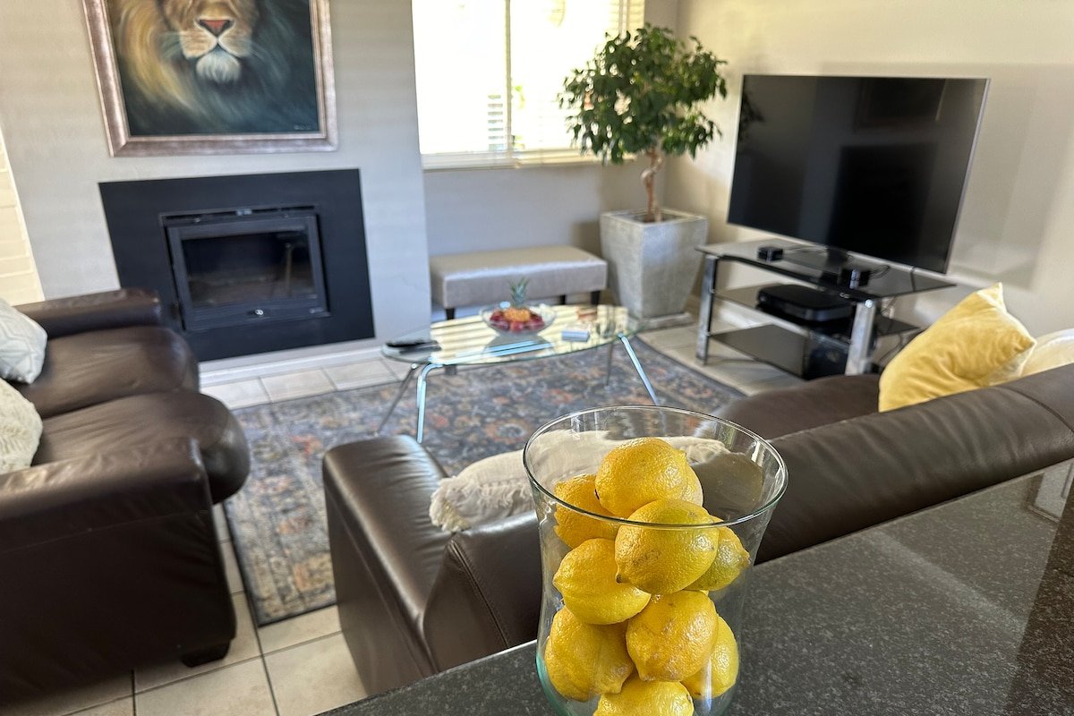 Dream Holiday on Erinvale Golf Estate in Cape Town gallery image 4