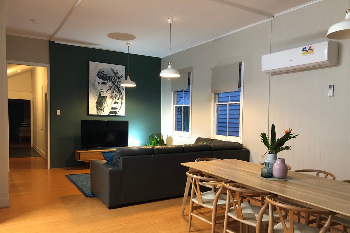 5 Bed 2 Bath Spacious Home, Abode on Kent