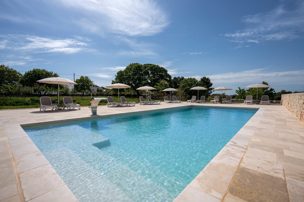 Trulli Casalina exclusive villa with pool gallery image 4