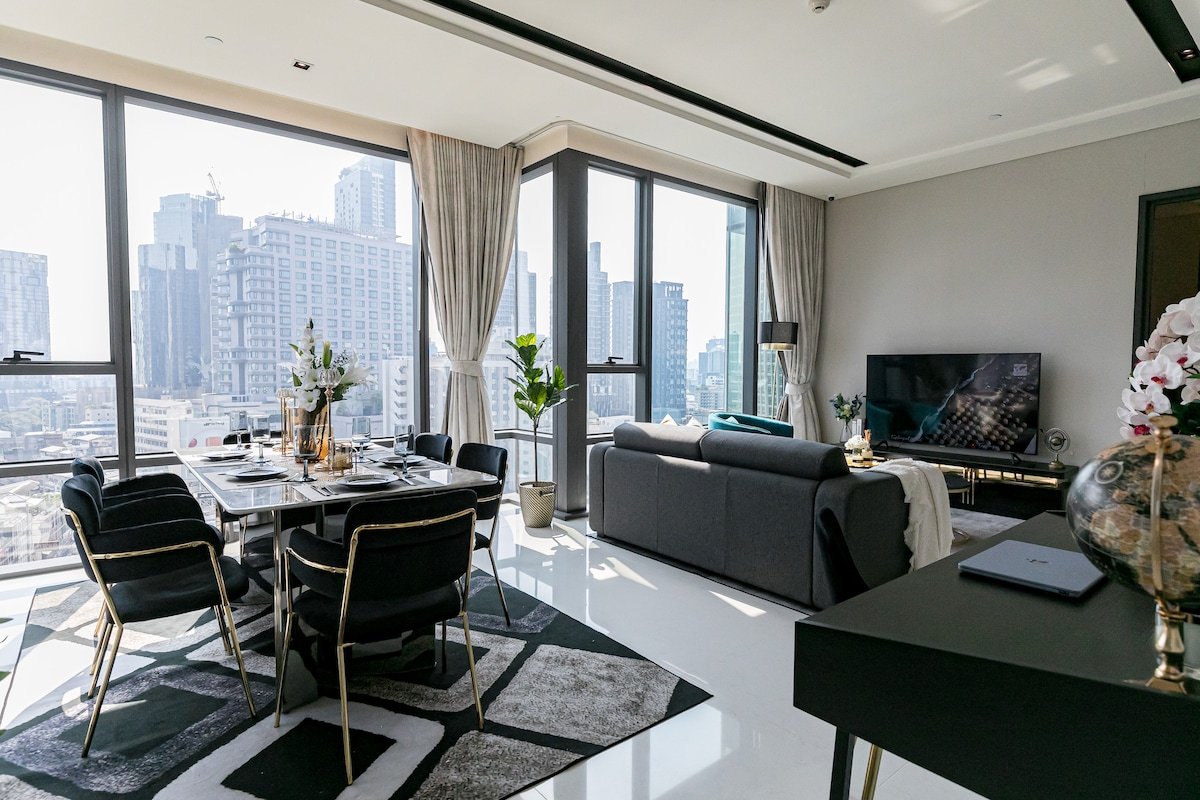 Luxury condo with infinity pool and private onsen gallery image 5