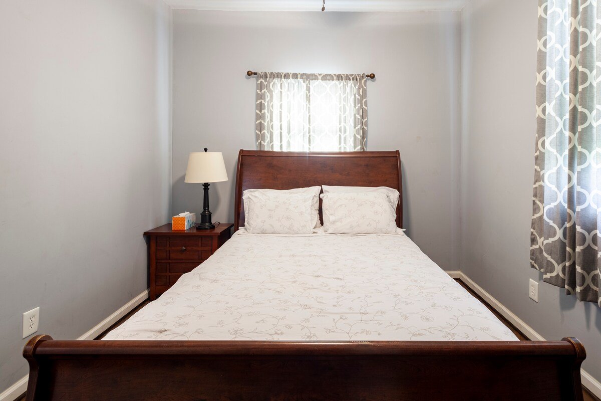 Spacious Newly Renovated 5-Star DC Experience gallery image 5