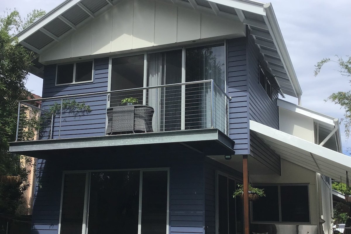 Exclusive Seaside House + Pool gallery image 4