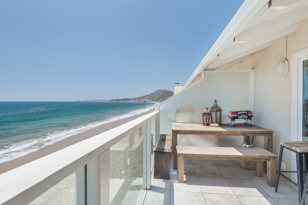 Sunrise Malibu Road Beachfront Penthouse celebrity gallery image 3