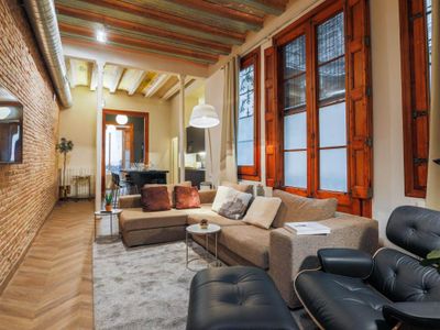 Avinyo 2 Gotic · Spacious Loft in Gothic Quarter