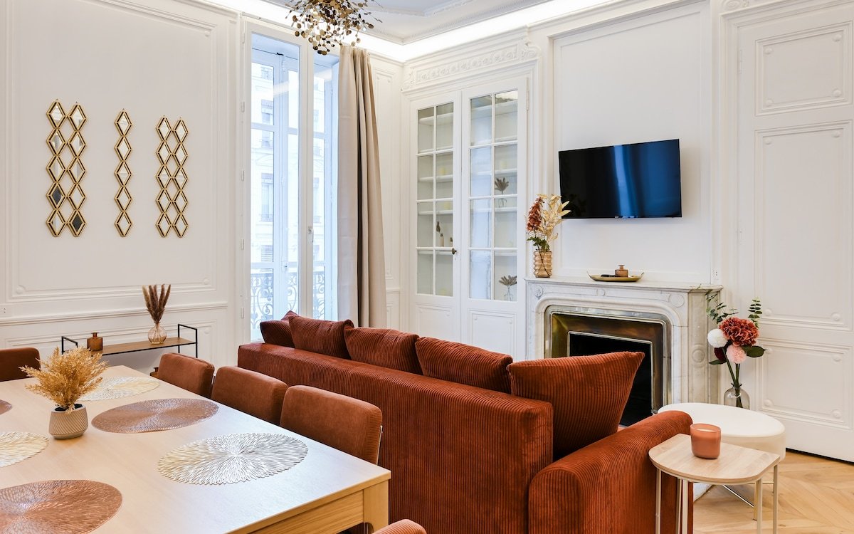 Appart “Élégance” – Lyon centre gallery image 2