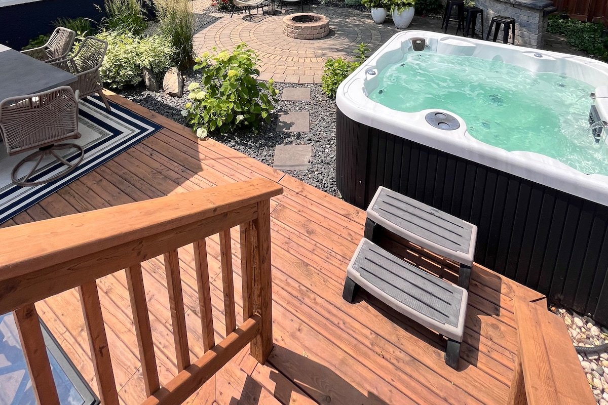 Private Hot Tub! Modern, Cozy Home gallery image 3