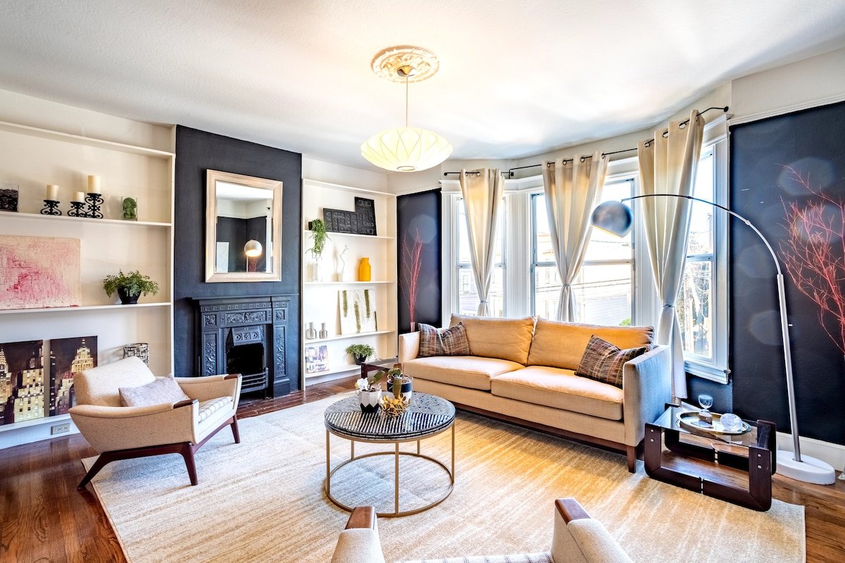 Gorgeous Noe Valley Home with Private Yard gallery image 3