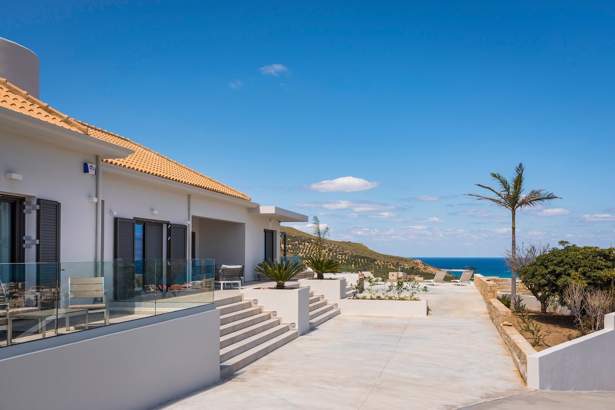 Villa Pirgos gallery image 4