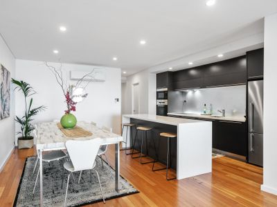 Apartment M401 – coastal style and luxury awaits!